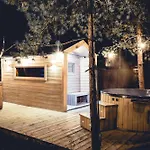 La Playa & Camp