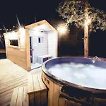 Ferienhaus La Playa & Camp *