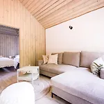بيت للعطل La Playa & Camp تريبينا