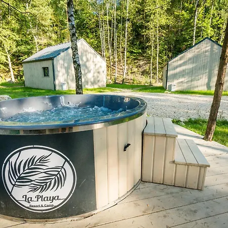 La Playa & Camp Trzebinia Holiday home *